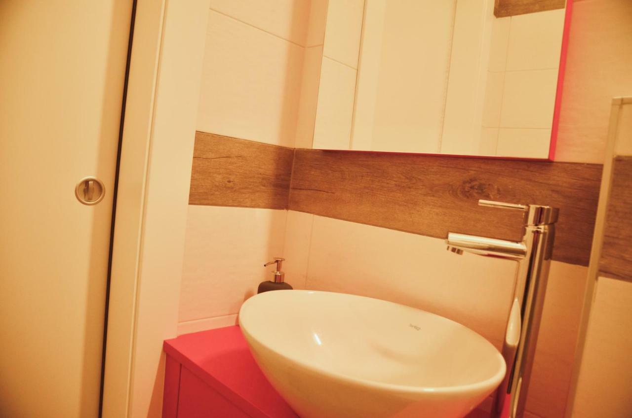 My Home In Bologna - La Rossa Ngoại thất bức ảnh